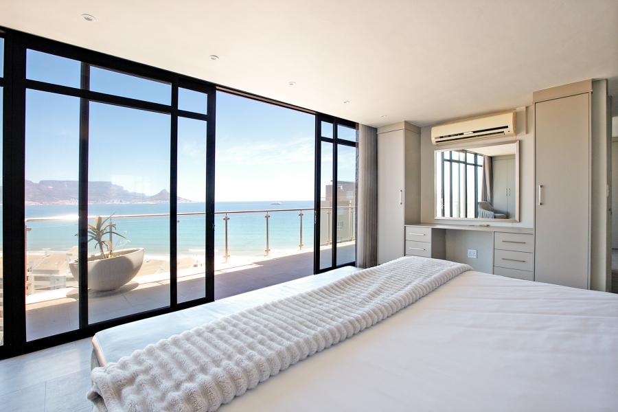 4 Bedroom Property for Sale in Waves Edge Western Cape